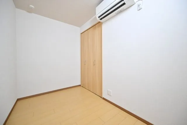 CENTRAL GARDEN RESIDENCE TOKYO - Interior - ["Flooring", "Wood", "Floor"]