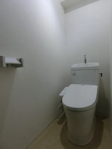 West Waseda Mansion - Interior - ["Toilet seat", "Plumbing fixture", "Bathroom"]