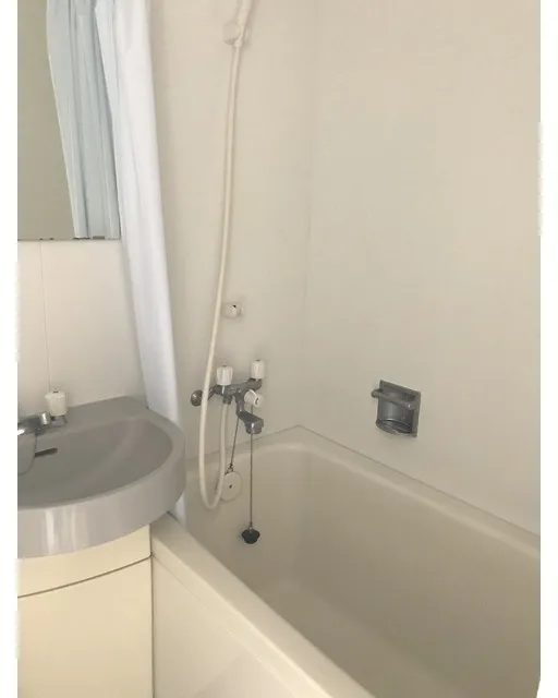 Scalar Sukumo - Interior - ["Plumbing fixture", "Tap", "Bathroom sink"]