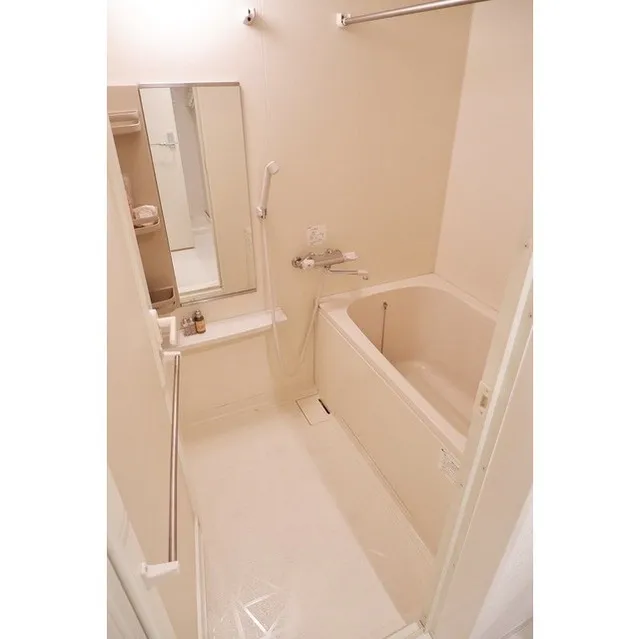 Laxrass Azabu-Juban - Interior - ["Property", "Room", "Floor"]