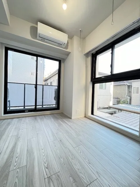 Cross Residence Rikugien - Interior - ["Building", "Window", "Property"]