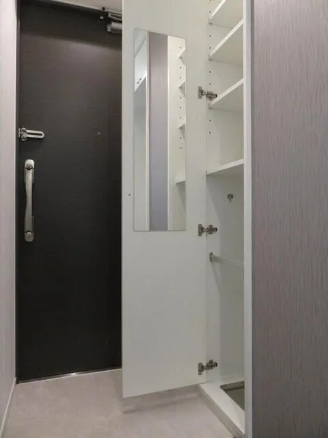 Primal Shinjuku Wakamatsucho - Interior - ["Fixture", "Door", "Handle"]
