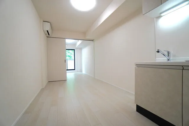 CREATIF Bunkyo Sendagi - Interior - ["Flooring", "Floor", "Ceiling"]