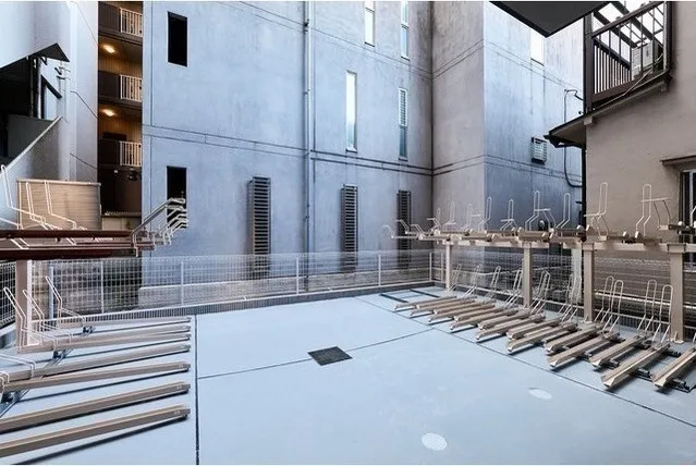 Clarita Nishi-Nippori - Other - ["Apartment", "Composite material", "Metal"]