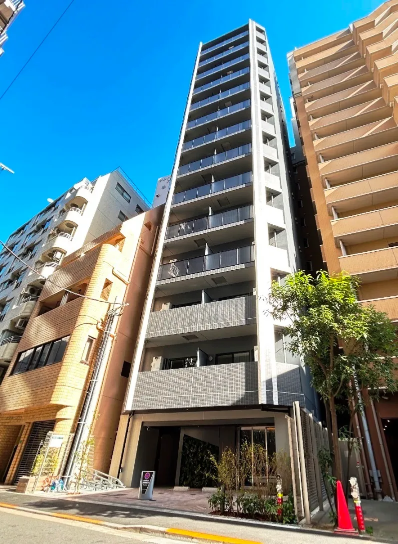 Lefon Livent Ikebukuro - Exterior - ["Electronic device", "Gadget", "Communication Device"]
