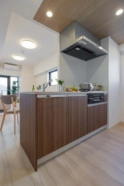 Prince Asylee Court - Interior - ["Kitchen", "Kitchen Appliance", "Countertop"]
