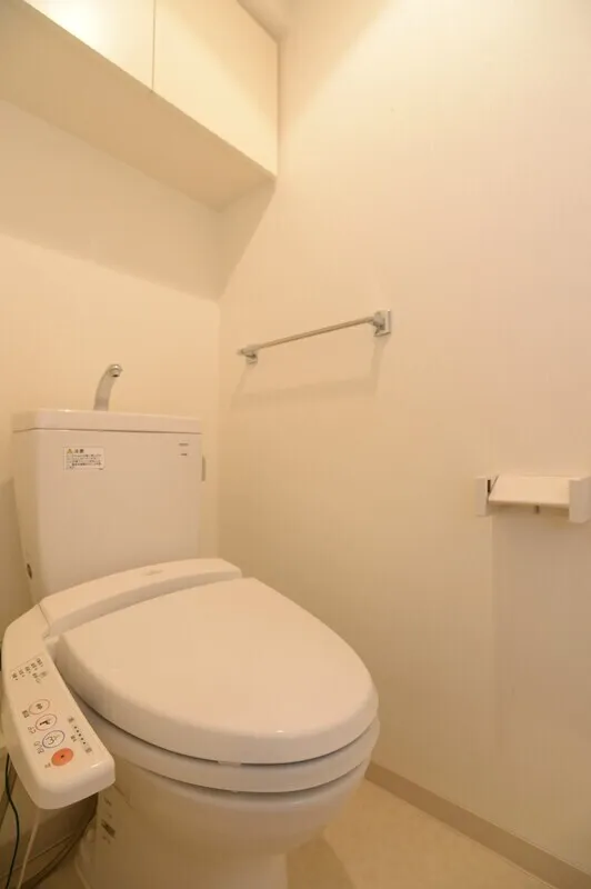 Clio Tokoshi Ginza Ichibankan - Interior - ["Plumbing fixture", "Bathroom", "Flooring"]