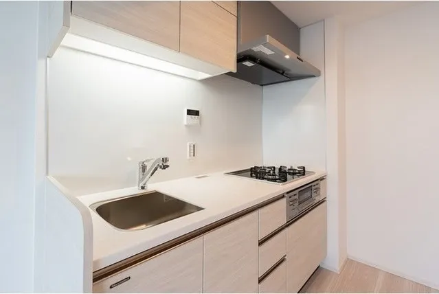 Comforia Takenotsuka East - Interior - ["Countertop", "Flooring", "Kitchen"]