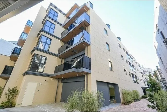 Comforia Liv Bunkyo Gokokuji - Exterior - ["Daytime", "Building", "Apartment"]