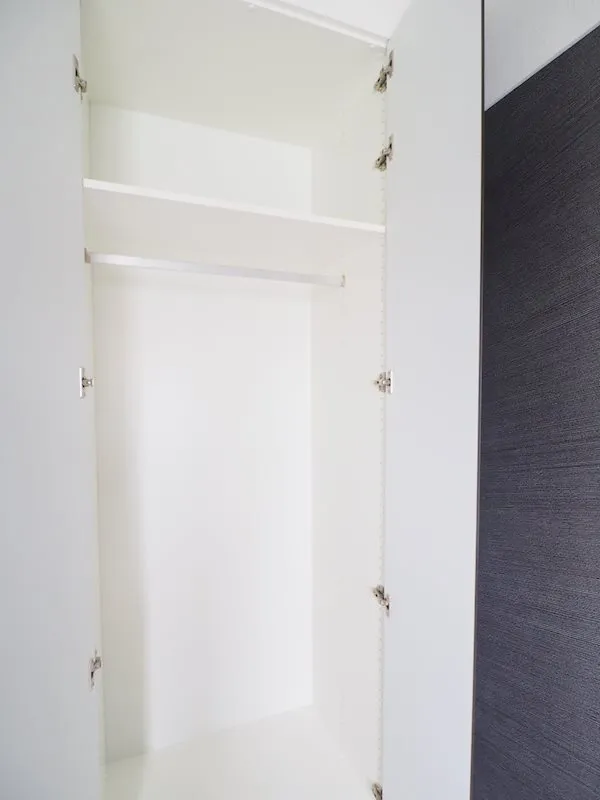 Residia Nakameguro Ⅲ - Interior - ["Building", "Fixture", "Door"]