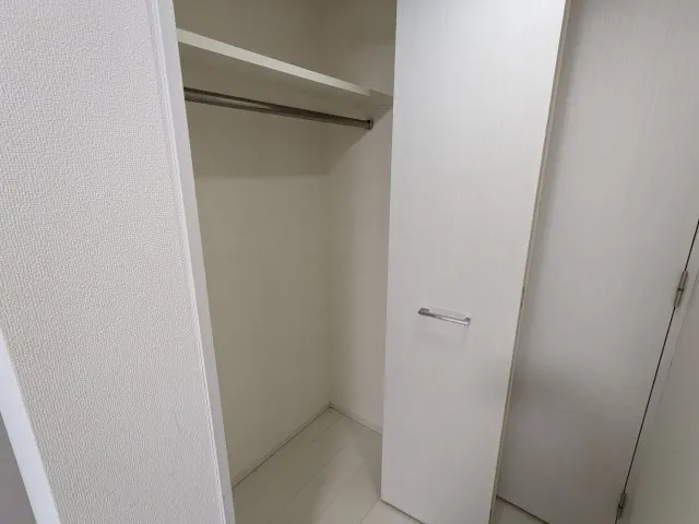 Premium Cube Osaki - Interior - ["Flooring", "Wood", "Floor"]