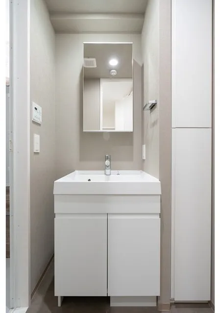 El Sereno Shinagawa Nishi-Oi - Interior - ["Flooring", "Plumbing fixture", "Interior design"]