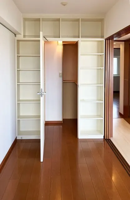 Famille Grand Yoyogi Nishihara Dexter House - Interior - ["Flooring", "Wood", "Floor"]