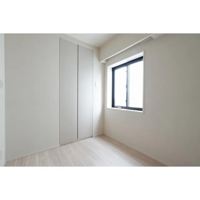 LEFONT PROGRESS SHIBUYA HILLTOP - Interior - ["Window", "Fixture", "Building"]
