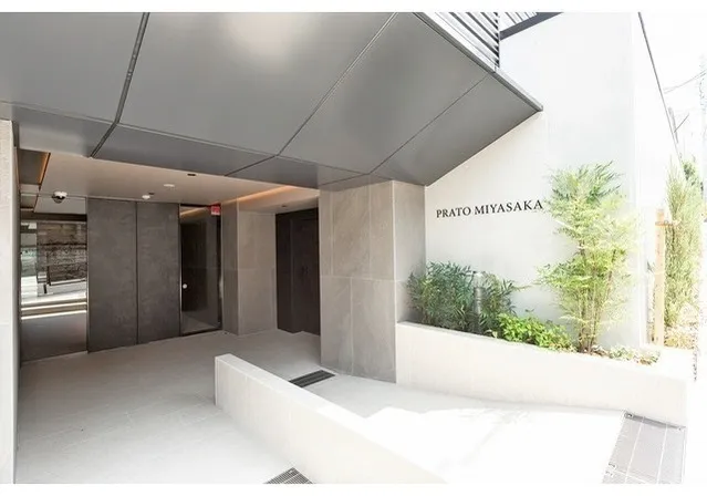 Prato Miyasaka - Exterior - ["Building", "Rectangle", "Cabinetry"]
