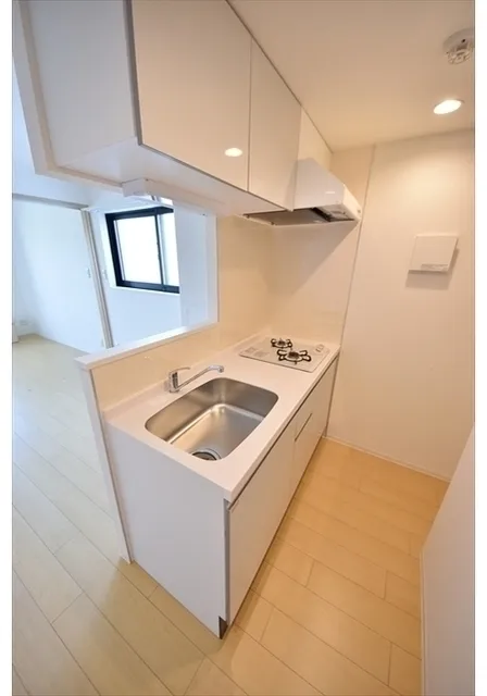 El Faro Waseda - Interior - ["Floor", "Apartment", "Plumbing fixture"]