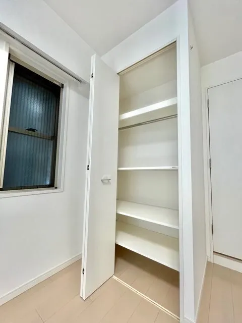 RESIDIA Kamiochiai - Interior - ["Flooring", "Floor", "Wood"]