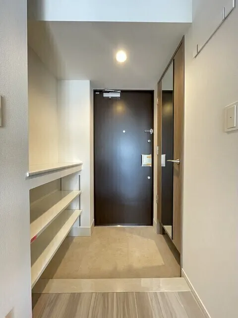 Stylio Kamata West - Interior - ["Flooring", "Wall", "Floor"]