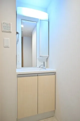 CENTRAL GARDEN RESIDENCE TOKYO - Interior - ["Flooring", "Floor", "Interior design"]