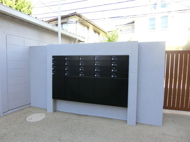 Maison Calm Nakaochiai North - Exterior - ["Composite material", "Concrete", "Locker"]