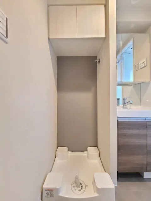Comforia Higashioi I - Interior - ["Interior design", "Flooring", "Floor"]