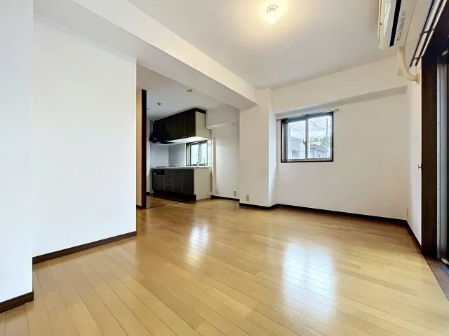 Garden Home Sanno Hills - Interior - ["Flooring", "Floor", "Ceiling"]