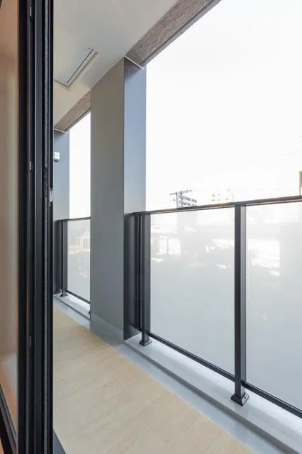 Ipse Kagurazaka - Interior - ["Building", "Fixture", "Shade"]