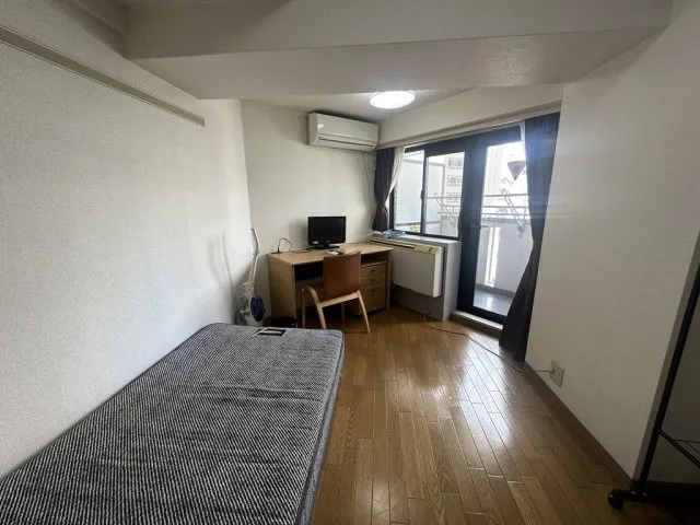Doel Inn Oimachi - Interior - ["Furniture", "Apartment", "Floor"]