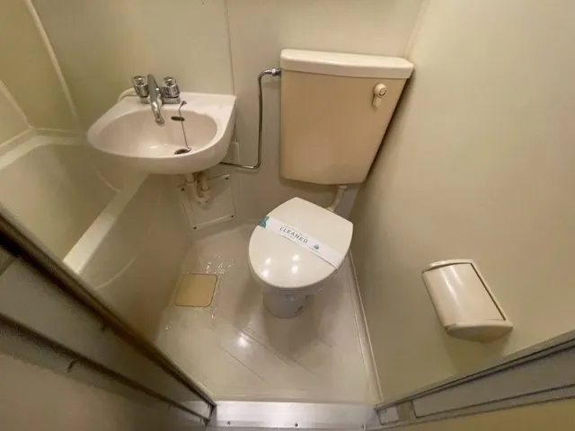 Nichishin Palace Stage Kichijoji - Interior - ["Plumbing fixture", "Bathroom", "Floor"]