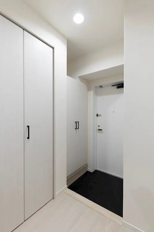Residia Mejiro - Interior - ["Flooring", "Wood", "Floor"]