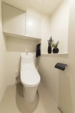 Proud Flat Shibuya Tomigaya - Interior - ["Toilet", "Houseplant", "Plant"]