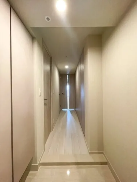 Royal Parks Ariake - Interior - ["Flooring", "Floor", "Wood"]