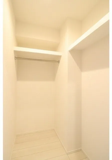 Pure Residence Koishikawa - Interior - ["Flooring", "Wood", "Floor"]