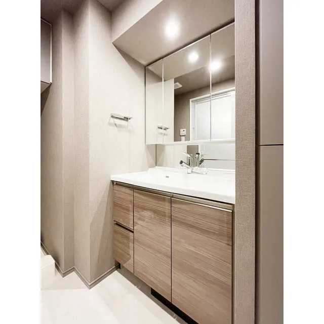 Orchid Residence Shibuya Tomigaya - Interior - ["Bathroom cabinet", "Cabinetry", "Sink"]