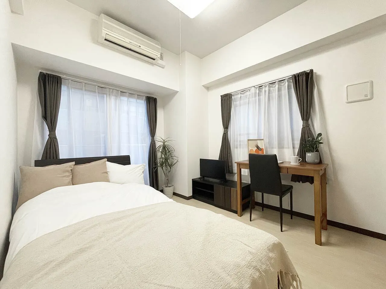 Mynavi STAY Ikebukuro - Interior - ["Furniture", "Interior design", "Flooring"]