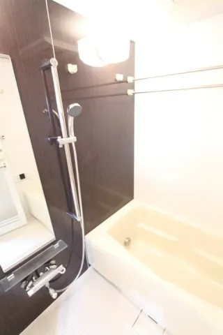 Prime Urban Honkomagome - Interior - ["Bathroom", "Plumbing fixture", "Flooring"]