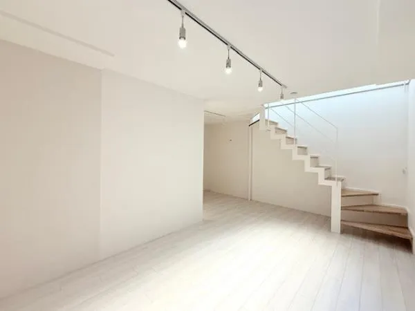 ALERO Shin Nakano II - Interior - ["Flooring", "Floor", "Wood"]