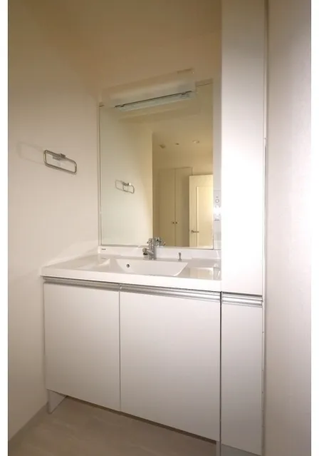 Shibuya Property Tower - Interior - ["Flooring", "Plumbing fixture", "Floor"]