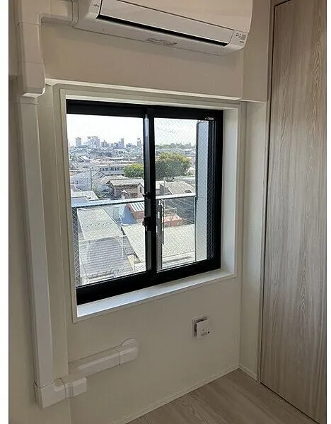 Predia Court Sangenjaya - Interior - ["Apartment", "Glass", "Hardwood"]