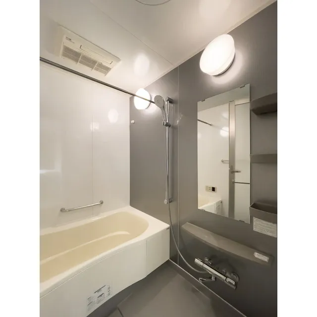 Orchid Residence Kagurazaka - Interior - ["Bathtub", "Plumbing fixture", "Bathroom"]