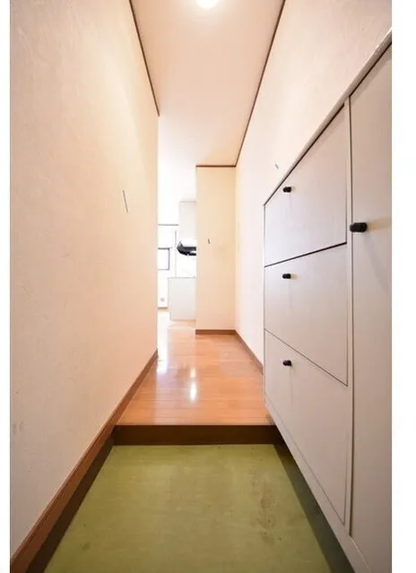 No. 6 Hokushin Building - Interior - ["Flooring", "Floor", "Wall"]