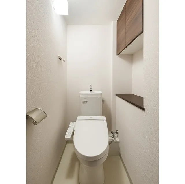Comforia Kamata - Interior - ["Toilet", "Toilet seat", "Bathroom"]