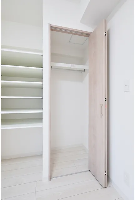 Gran Casa Ueno Matsugaya - Interior - ["Wood", "Flooring", "Floor"]