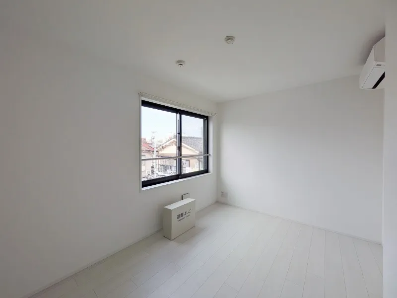 El Faro Sangenjaya VI - Interior - ["Floor", "Flooring", "Ceiling"]