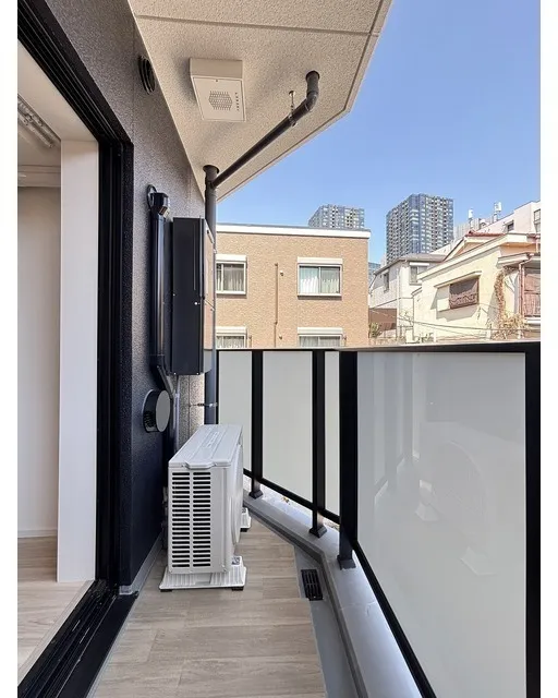 Comforia Liv Osaki - Interior - ["Apartment", "Balcony", "Glass"]