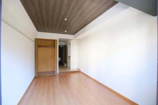 Clare Park Nogata - Interior - ["Flooring", "Floor", "Wood"]