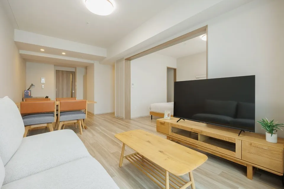 Hmlet Shinjuku Tower - Interior - ["Interior design", "Furniture", "Flooring"]
