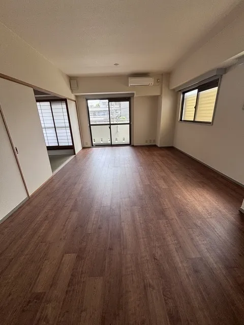 Crest Izumi - Interior - ["Flooring", "Floor", "Wood"]