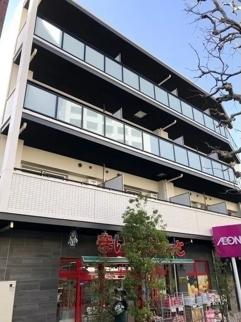 Astoria - Exterior - ["Commercial building", "Mixed-use"]