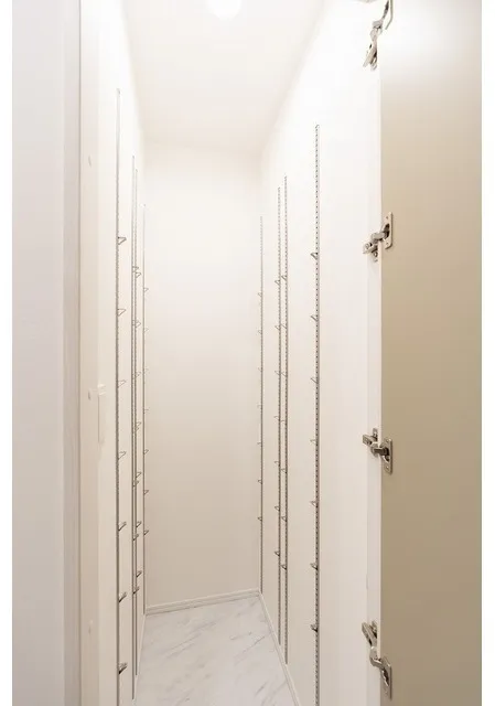 Grand Casa Oji II - Interior - ["Flooring", "Floor", "Ceiling"]
